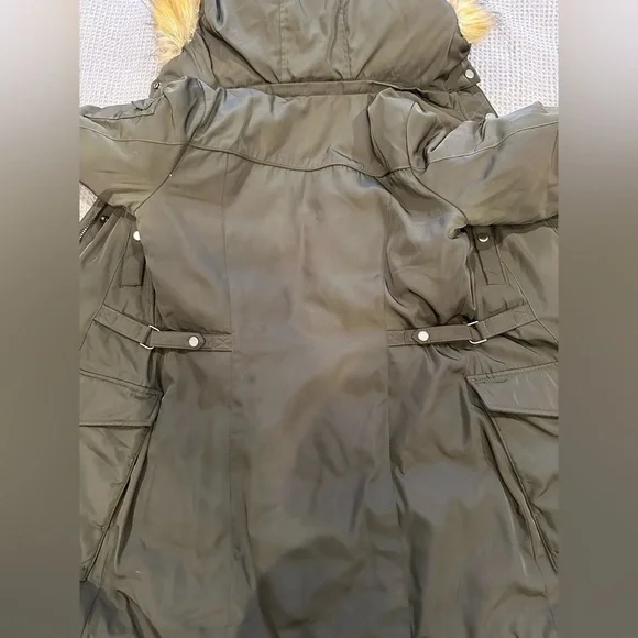 Andrew Marc New York Full Zip Faux Fur Down Feather Hooded Olive Puffer Coat - Picture 8 of 9